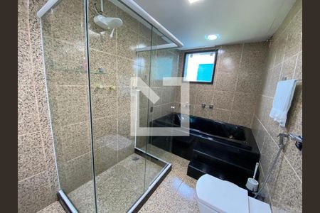 Casa para alugar com 1000m², 4 quartos e 4 vagas Casa para alugar com 1000m², 4 quartos e 4 vagasBanheiro Suíte 3