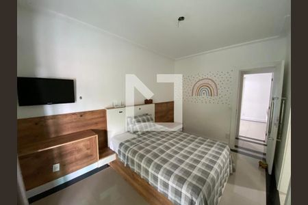 Casa para alugar com 1000m², 4 quartos e 4 vagas Casa para alugar com 1000m², 4 quartos e 4 vagasQuarto 1