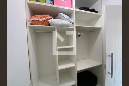 Casa para alugar com 1000m², 4 quartos e 4 vagas Casa para alugar com 1000m², 4 quartos e 4 vagasCloset - Suíte 1