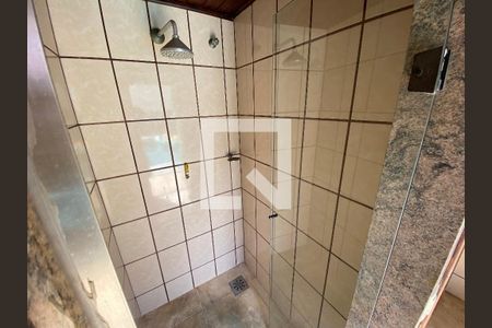 Casa para alugar com 1000m², 4 quartos e 4 vagas Casa para alugar com 1000m², 4 quartos e 4 vagasBanheiro de Serviço