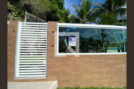 Casa para alugar com 1000m², 4 quartos e 4 vagas Casa para alugar com 1000m², 4 quartos e 4 vagasFachada