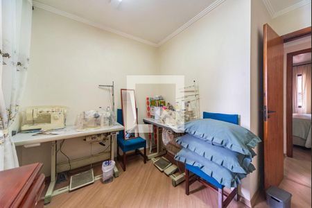 Apartamento à venda com 75m², 3 quartos e 2 vagasQuarto 2