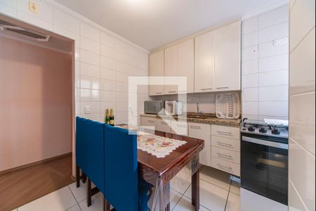Apartamento à venda com 75m², 3 quartos e 2 vagasCozinha