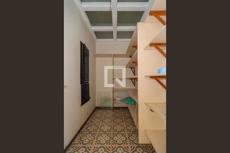 Casa para alugar com 750m², 4 quartos e 6 vagas Casa para alugar com 750m², 4 quartos e 6 vagasDespensa