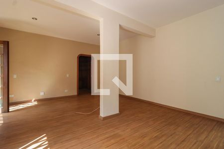 Casa para alugar com 750m², 4 quartos e 6 vagas Casa para alugar com 750m², 4 quartos e 6 vagasSuíte 3
