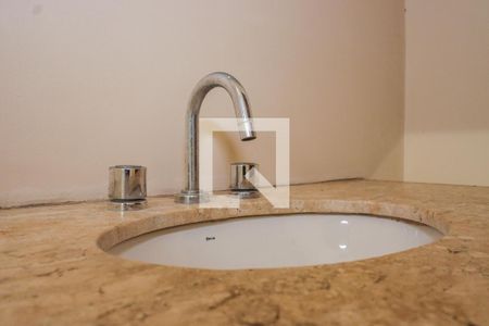 Casa para alugar com 750m², 4 quartos e 6 vagas Casa para alugar com 750m², 4 quartos e 6 vagasBanheiro da Suíte 3