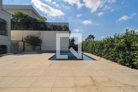 Casa para alugar com 750m², 4 quartos e 6 vagas Casa para alugar com 750m², 4 quartos e 6 vagasÁrea externa