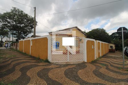 Casa para alugar com 150m², 3 quartos e 2 vagasFachada