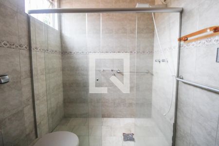 Casa para alugar com 150m², 3 quartos e 2 vagasBanheiro Social