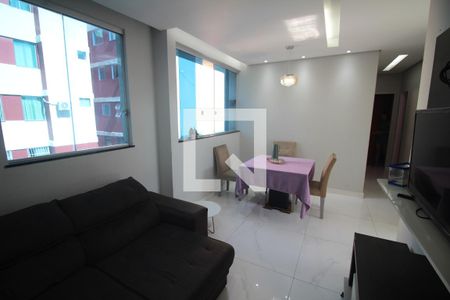 Sala de apartamento para alugar com 3 quartos, 85m² em Novo Riacho, Contagem