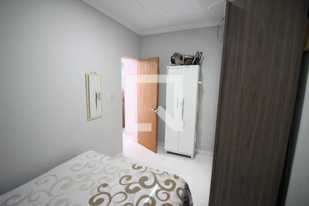 Quarto 2 de apartamento para alugar com 3 quartos, 85m² em Novo Riacho, Contagem