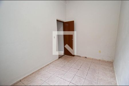 Quarto 1 de casa para alugar com 1 quarto, 70m² em São Geraldo, Belo Horizonte