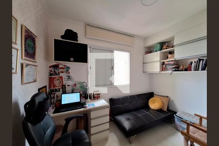 Apartamento à venda com 130m², 4 quartos e 2 vagasQuarto 2