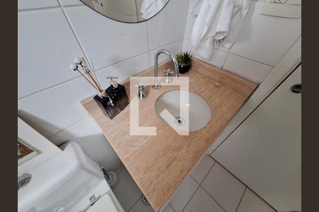 Apartamento à venda com 130m², 4 quartos e 2 vagasBanheiro Quarto 2