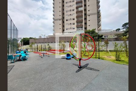 Apartamento para alugar com 46m², 2 quartos e 1 vaga Apartamento para alugar com 46m², 2 quartos e 1 vagaÁrea comum - Playground