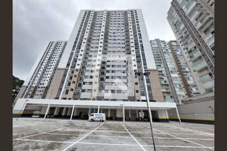 Apartamento para alugar com 46m², 2 quartos e 1 vaga Apartamento para alugar com 46m², 2 quartos e 1 vagaFachada do Bloco