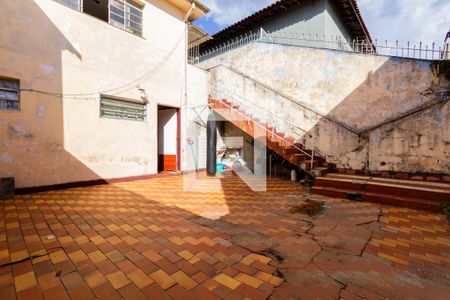 Casa à venda com 111m², 3 quartos e 2 vagas Casa à venda com 111m², 3 quartos e 2 vagasQuintal e Área de Serviço