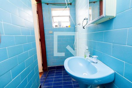 Casa à venda com 111m², 3 quartos e 2 vagas Casa à venda com 111m², 3 quartos e 2 vagasBanheiro da suite