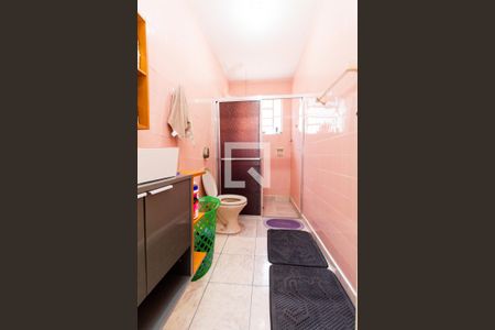 Casa à venda com 111m², 3 quartos e 2 vagas Casa à venda com 111m², 3 quartos e 2 vagasBanheiro