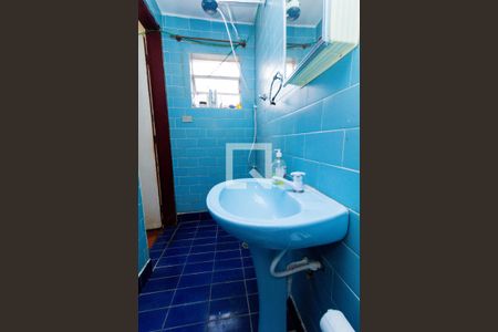 Casa à venda com 111m², 3 quartos e 2 vagas Casa à venda com 111m², 3 quartos e 2 vagasBanheiro da suite