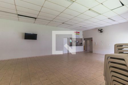 Apartamento para alugar com 55m², 2 quartos e 1 vaga Apartamento para alugar com 55m², 2 quartos e 1 vagaÁrea comum - Salão de festas