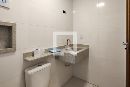 Apartamento para alugar com 80m², 2 quartos e 1 vaga Apartamento para alugar com 80m², 2 quartos e 1 vagaBanheiro da Suíte