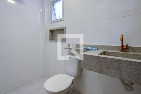 Apartamento para alugar com 80m², 2 quartos e 1 vaga Apartamento para alugar com 80m², 2 quartos e 1 vagaBanheiro da Suíte