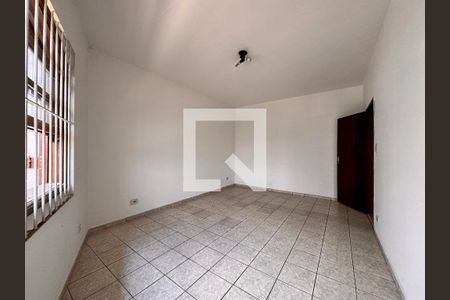 Casa para alugar com 97m², 3 quartos e 1 vaga Casa para alugar com 97m², 3 quartos e 1 vagaQuarto 2