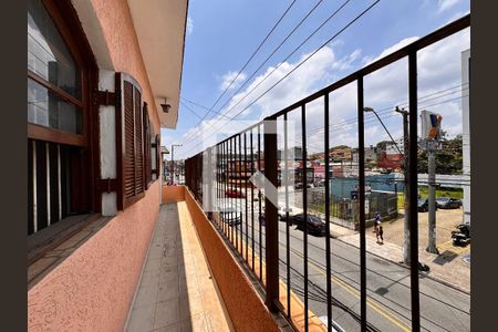 Casa para alugar com 97m², 3 quartos e 1 vaga Casa para alugar com 97m², 3 quartos e 1 vagaSacada