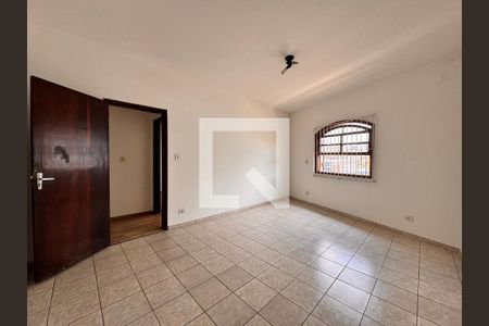 Casa para alugar com 97m², 3 quartos e 1 vaga Casa para alugar com 97m², 3 quartos e 1 vagaQuarto 2