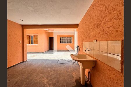 Casa para alugar com 97m², 3 quartos e 1 vaga Casa para alugar com 97m², 3 quartos e 1 vagaLavanderia