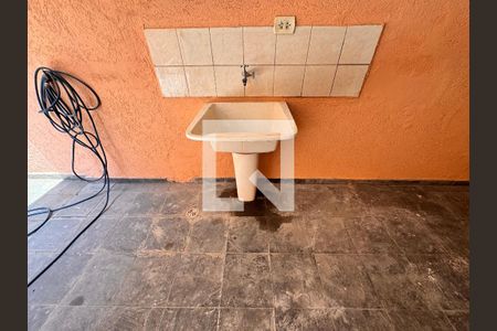 Casa para alugar com 97m², 3 quartos e 1 vaga Casa para alugar com 97m², 3 quartos e 1 vagaLavanderia