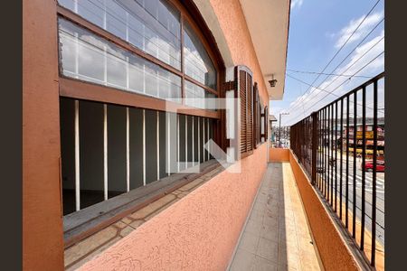 Casa para alugar com 97m², 3 quartos e 1 vaga Casa para alugar com 97m², 3 quartos e 1 vagaSacada