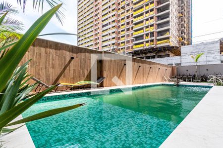 Apartamento à venda com 40m², 2 quartos e sem vagaÁrea comum - Piscina