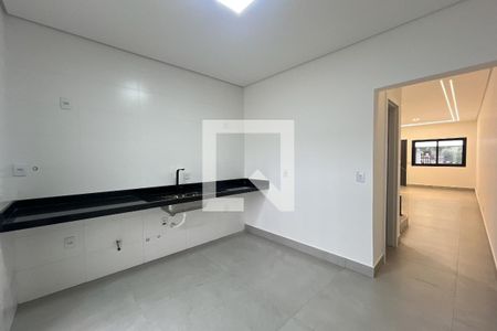 Casa à venda com 136m², 3 quartos e 2 vagas Casa à venda com 136m², 3 quartos e 2 vagasCozinha