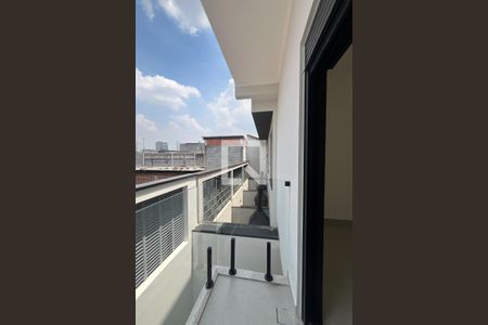 Casa à venda com 136m², 3 quartos e 2 vagas Casa à venda com 136m², 3 quartos e 2 vagasSacada