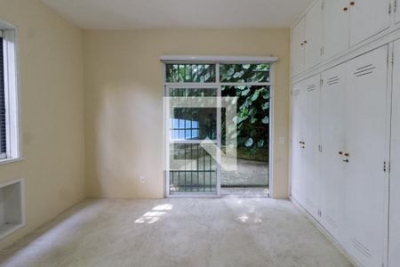 Apartamento à venda com 135m², 3 quartos e 1 vaga Apartamento à venda com 135m², 3 quartos e 1 vagaQuarto 3