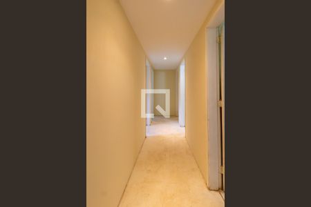 Apartamento à venda com 135m², 3 quartos e 1 vaga Apartamento à venda com 135m², 3 quartos e 1 vagaCorredor