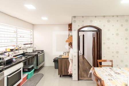 Casa à venda com 240m², 3 quartos e 2 vagasCozinha