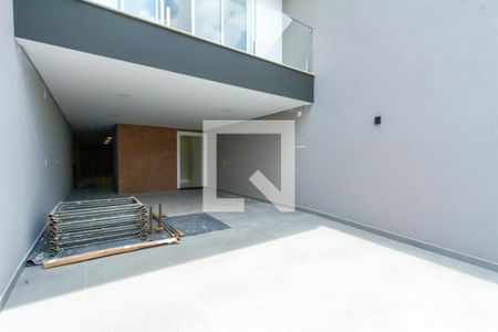 Casa à venda com 253m², 3 quartos e 4 vagasGaragem