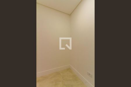 Casa à venda com 253m², 3 quartos e 4 vagasEscritório