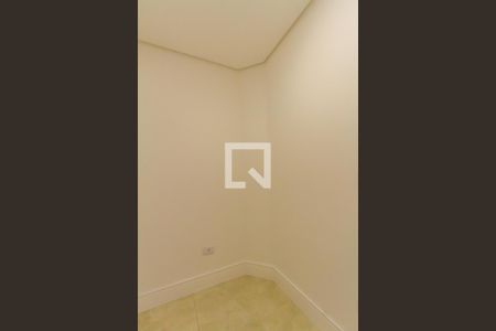 Casa à venda com 253m², 3 quartos e 4 vagasEscritório