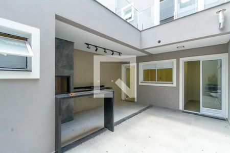 Casa à venda com 253m², 3 quartos e 4 vagasQuintal e Churrasqueira