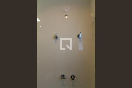 Casa à venda com 253m², 3 quartos e 4 vagasBanheiro da Suíte 2