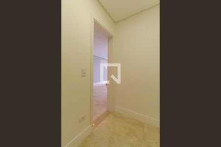 Casa à venda com 253m², 3 quartos e 4 vagasEscritório