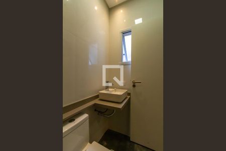 Casa à venda com 253m², 3 quartos e 4 vagasBanheiro da Suíte 3