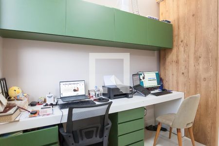 Apartamento à venda com 70m², 3 quartos e 2 vagas Apartamento à venda com 70m², 3 quartos e 2 vagasEscritório / quarto 2