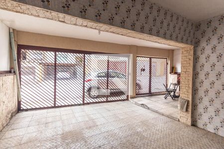 Casa à venda com 150m², 3 quartos e 2 vagas Casa à venda com 150m², 3 quartos e 2 vagasGaragem