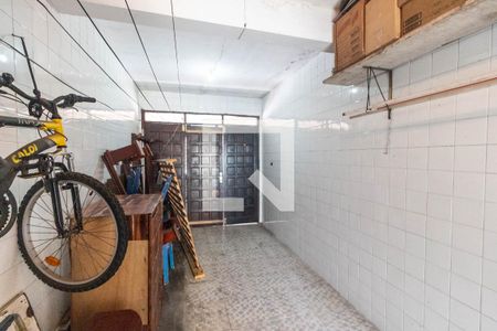 Casa à venda com 150m², 3 quartos e 2 vagas Casa à venda com 150m², 3 quartos e 2 vagasGaragem