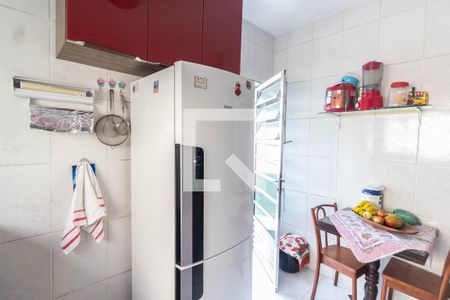 Casa à venda com 150m², 3 quartos e 2 vagas Casa à venda com 150m², 3 quartos e 2 vagasCozinha